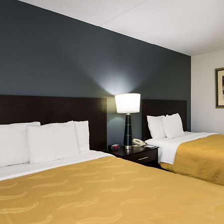 Quality Inn Aurora - Naperville Area Екстер'єр фото