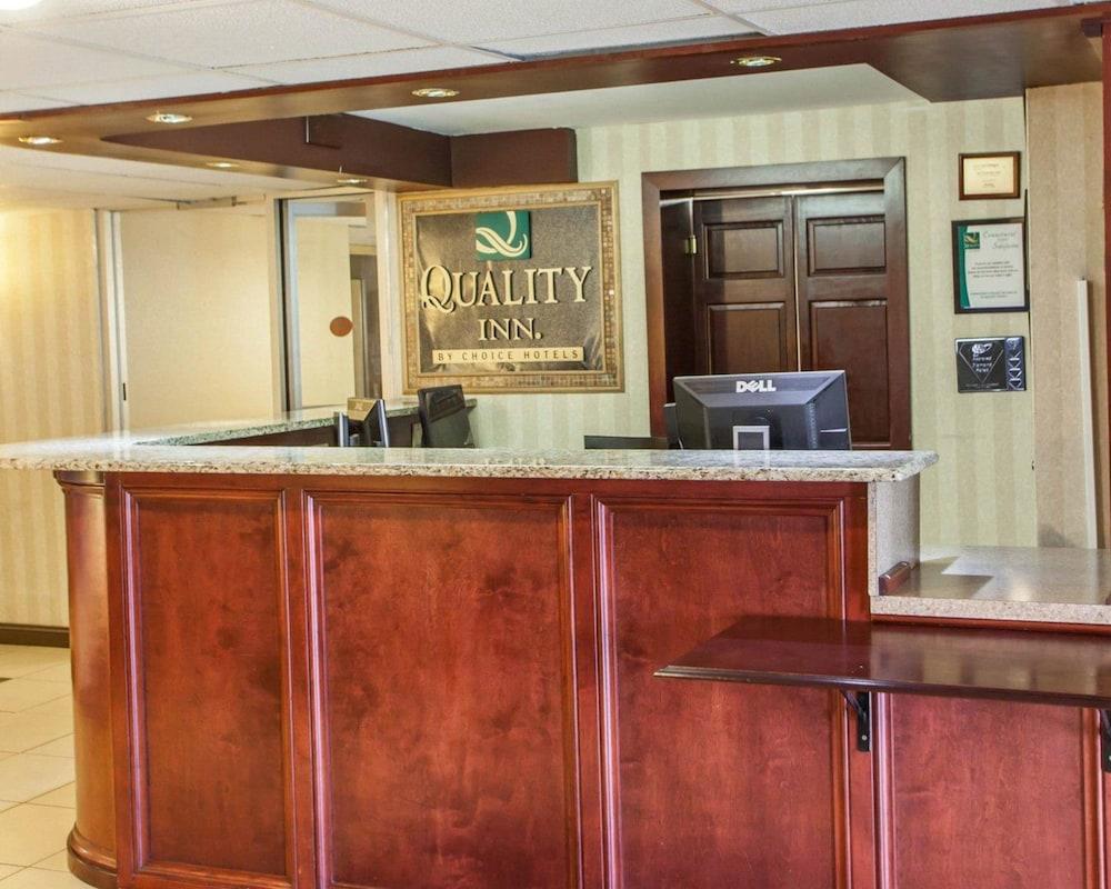 Quality Inn Aurora - Naperville Area Екстер'єр фото