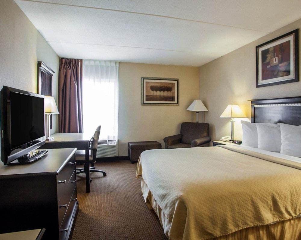 Quality Inn Aurora - Naperville Area Екстер'єр фото