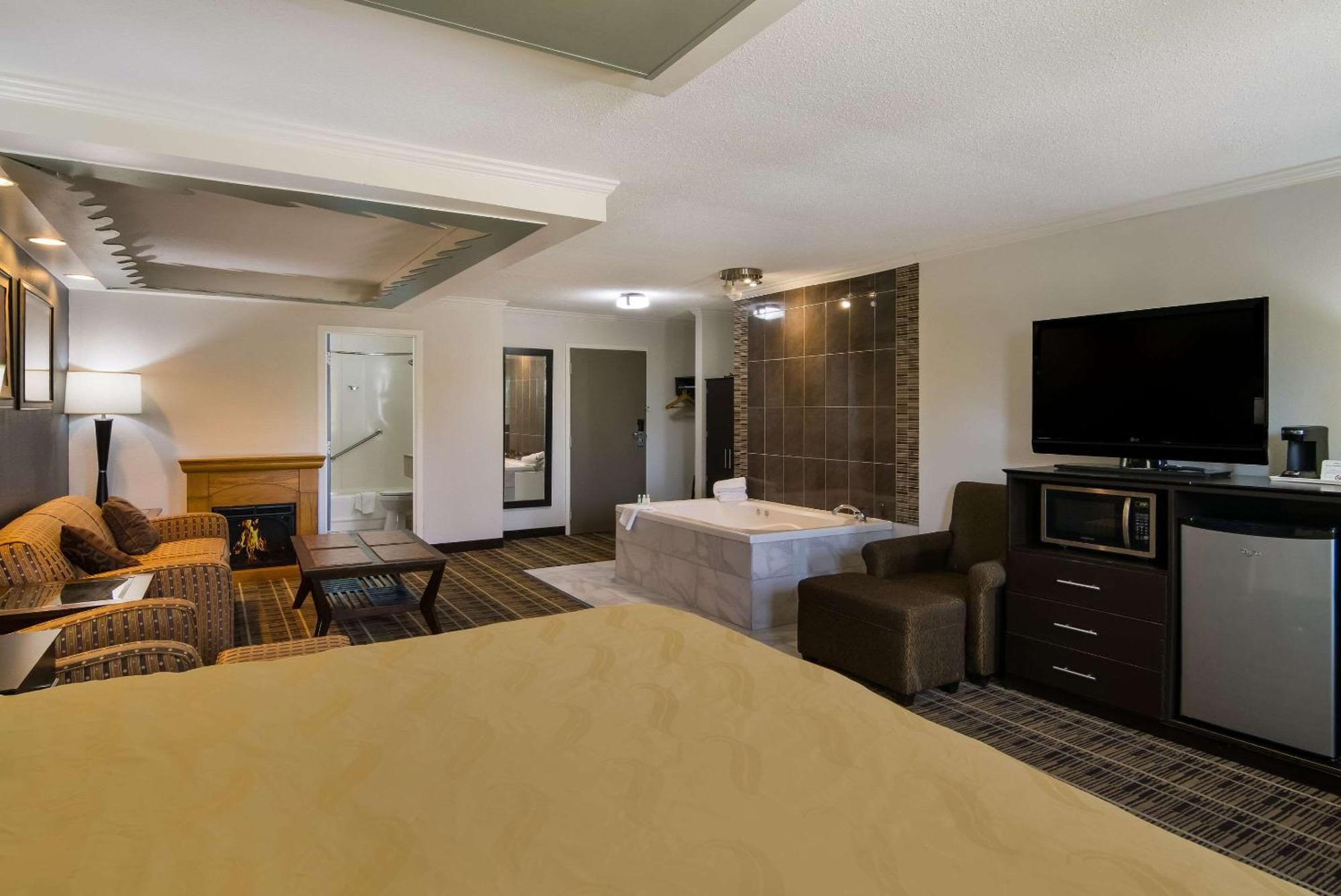 Quality Inn Aurora - Naperville Area Екстер'єр фото