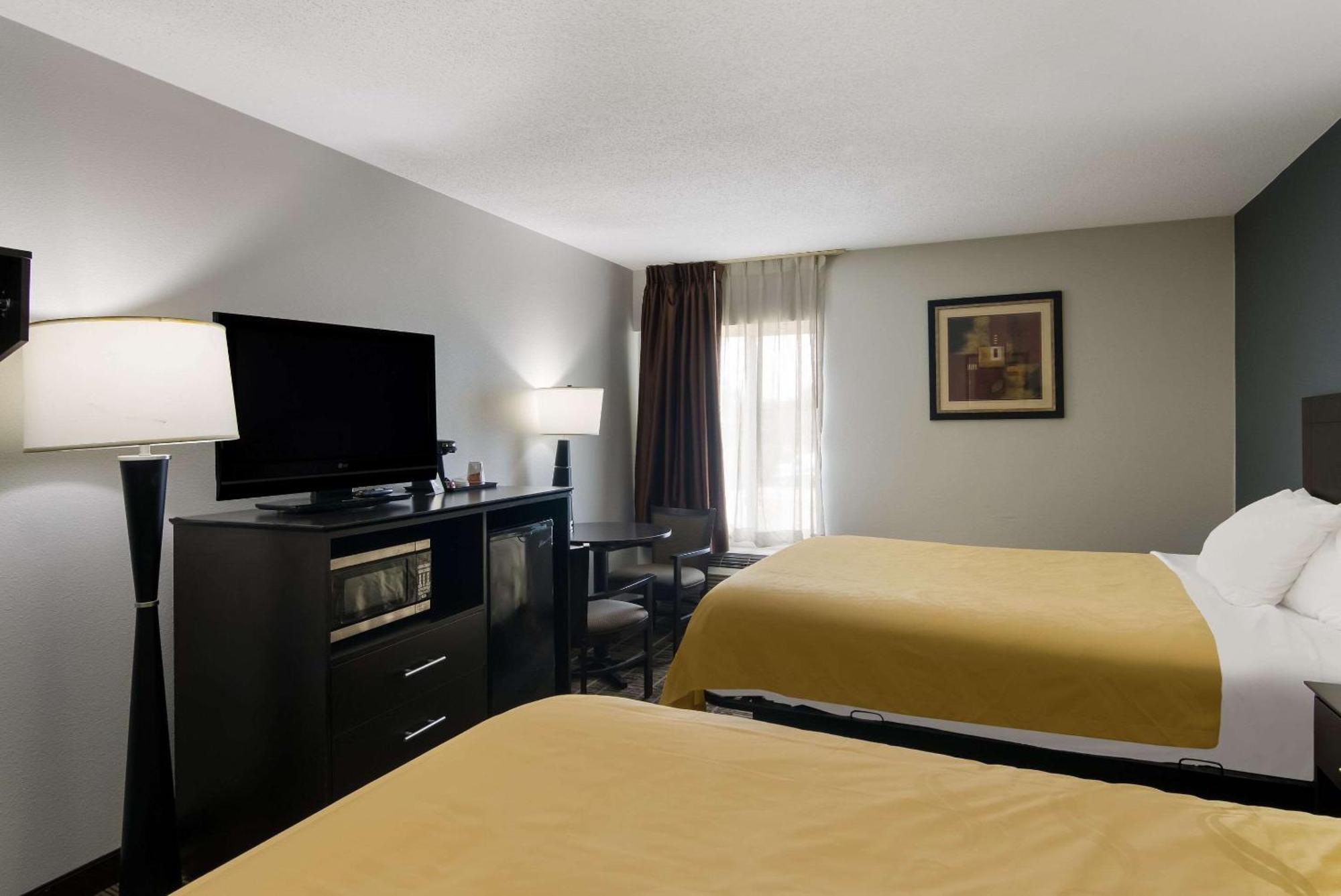 Quality Inn Aurora - Naperville Area Екстер'єр фото