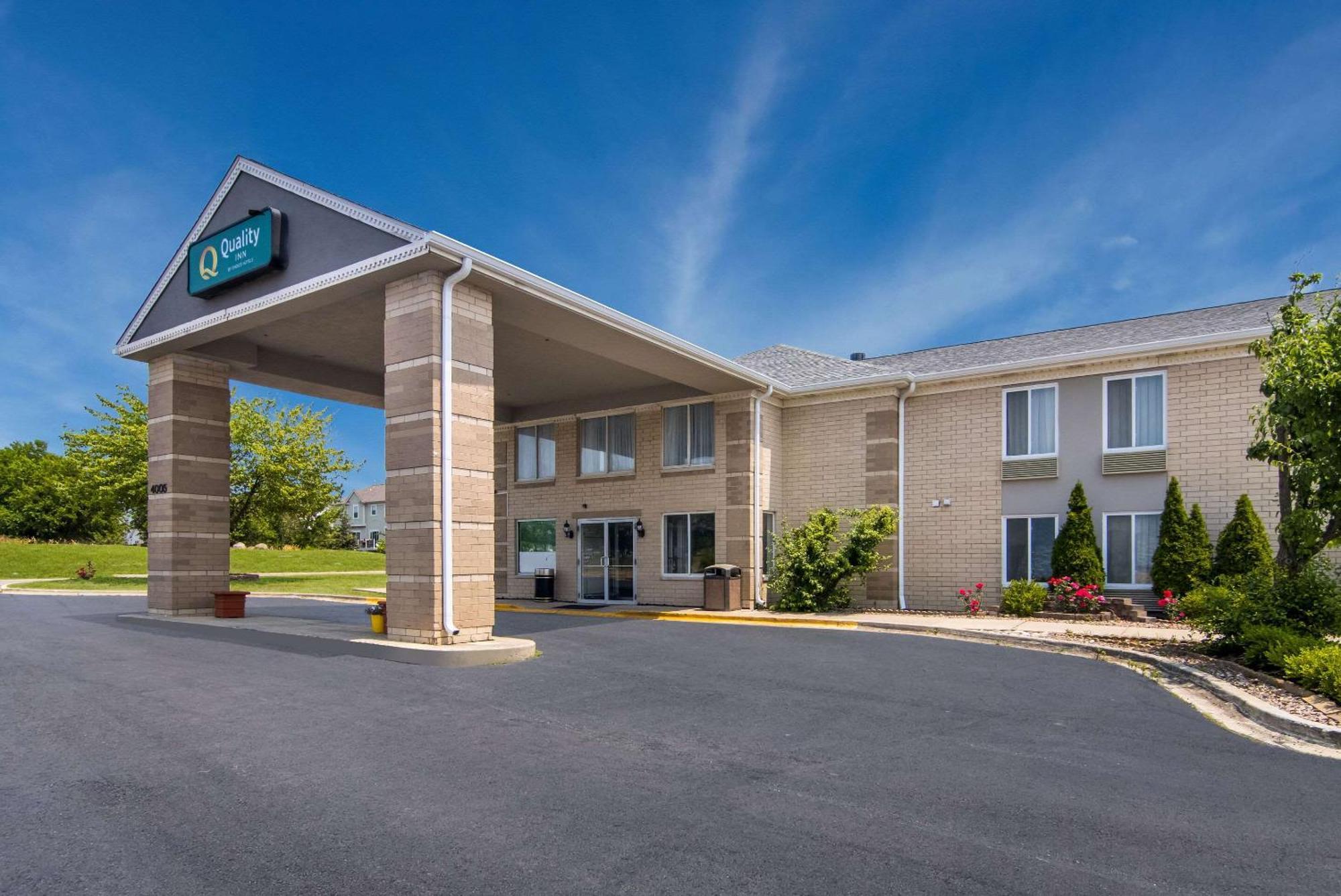 Quality Inn Aurora - Naperville Area Екстер'єр фото