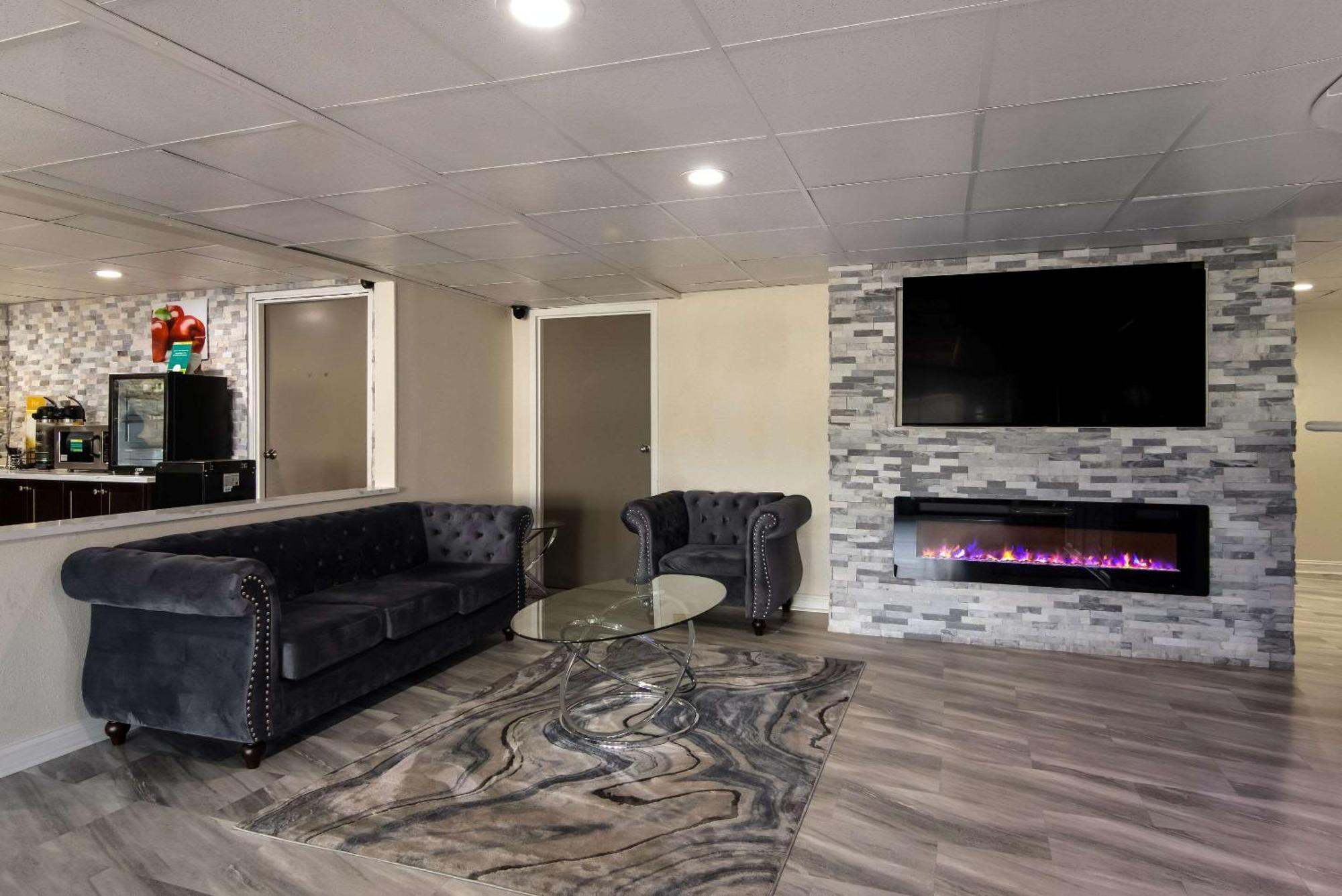 Quality Inn Aurora - Naperville Area Екстер'єр фото