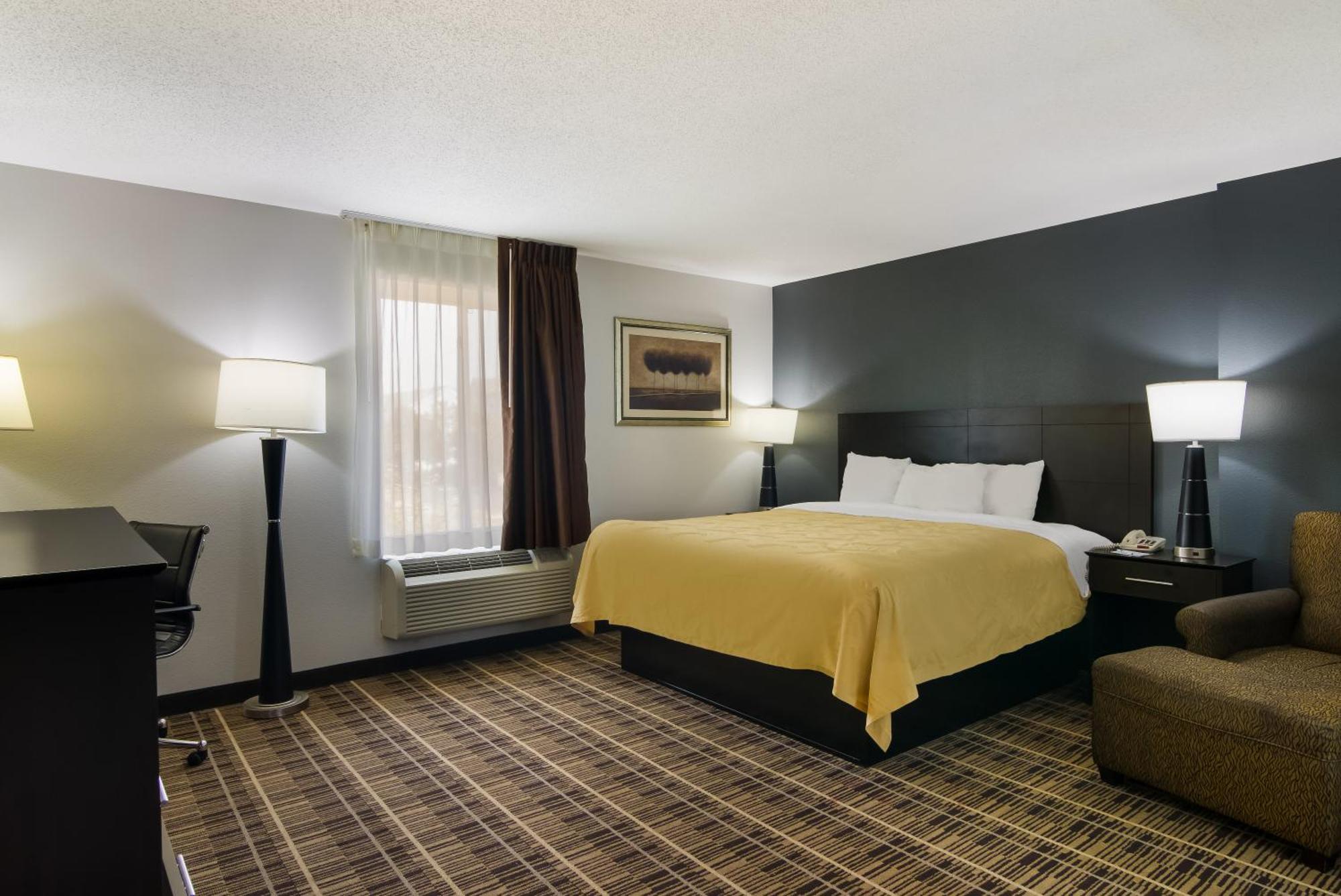 Quality Inn Aurora - Naperville Area Екстер'єр фото